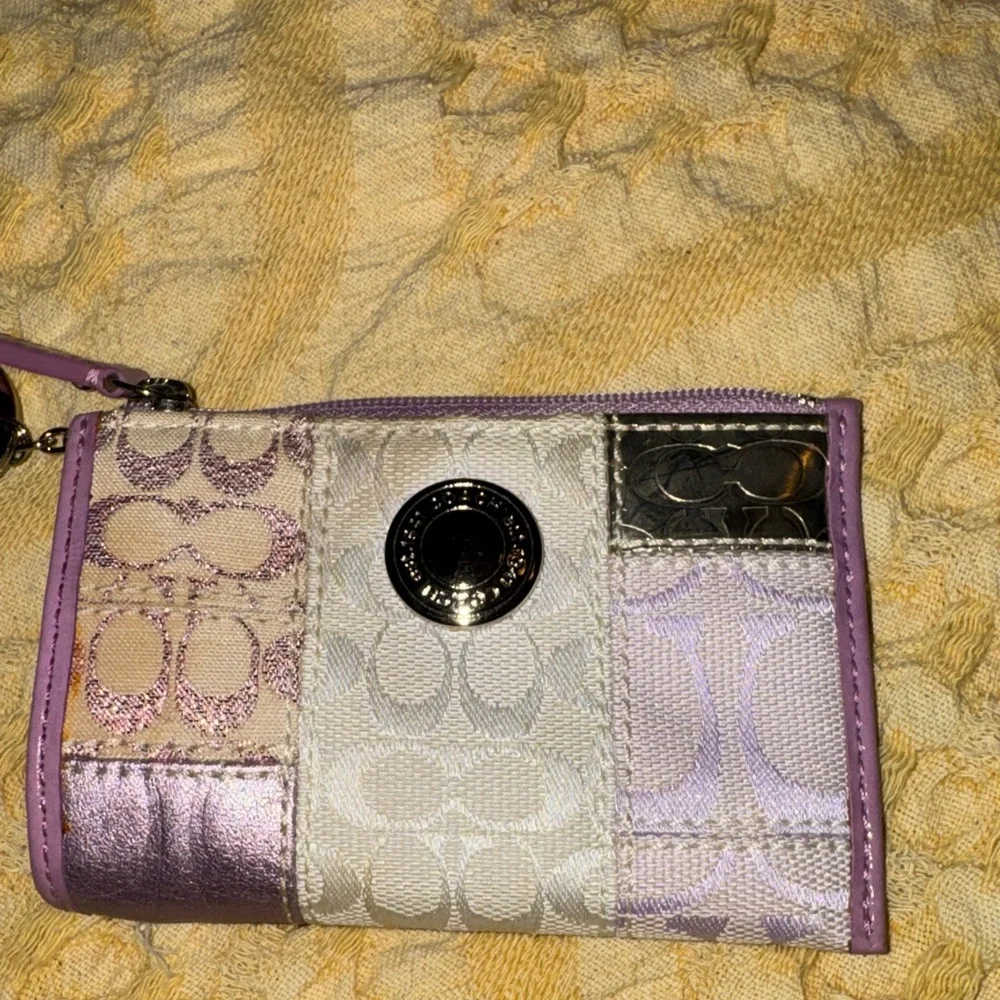 🌸☮️🍦☔️Coach Pink and Cream Patchwork Tote and Small Change Pouch - Picture 11 of 14